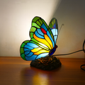 Rzeźbiona Lampa z Niebieskim Motylem